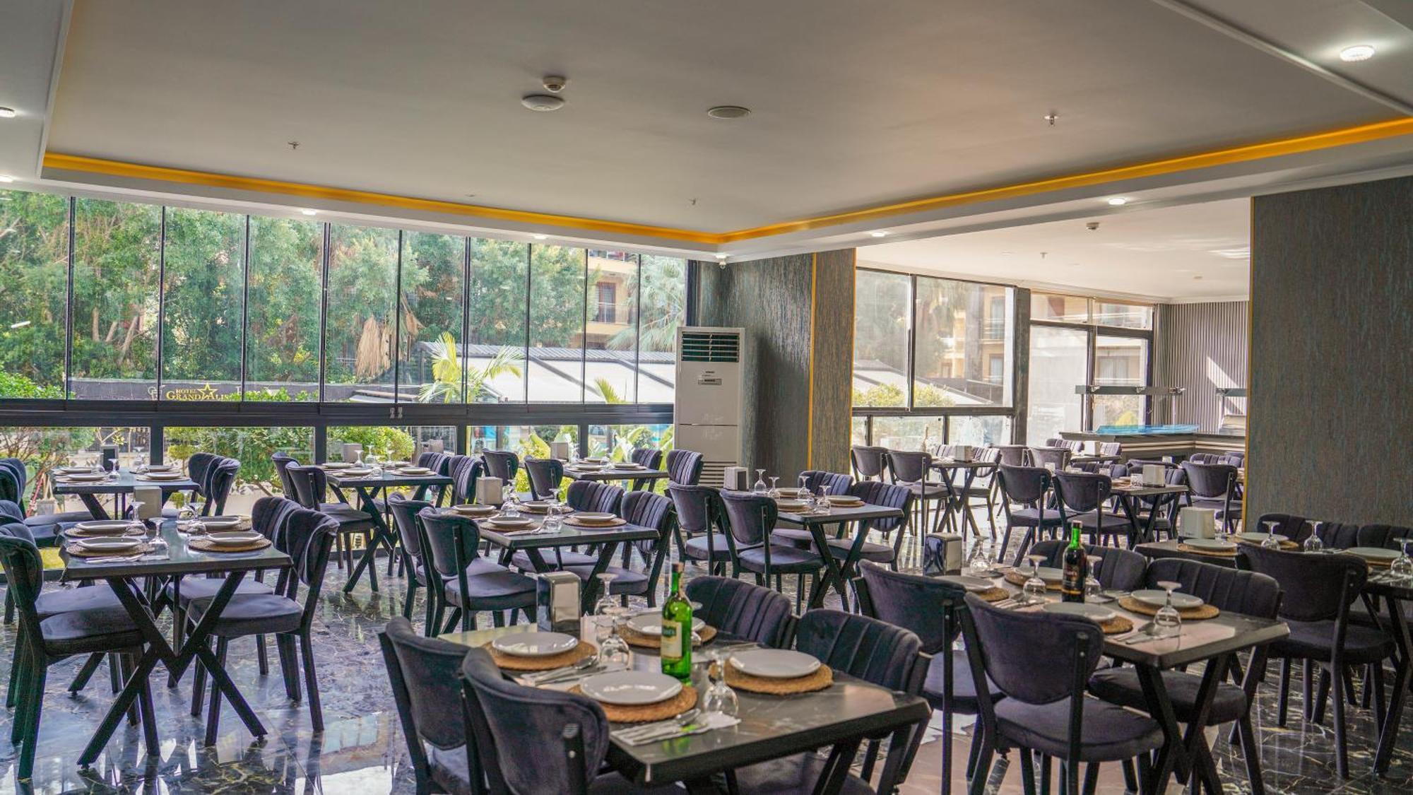 Grand Alisa Hotel Alanya Buitenkant foto